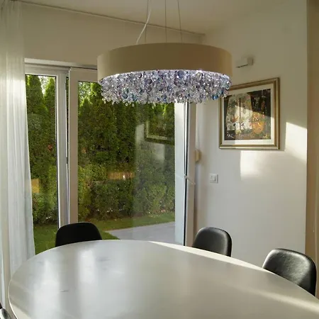 Apartma Maline *